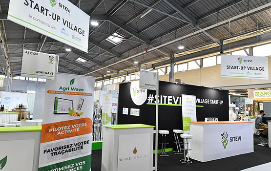 Stand du Village start-up du salon